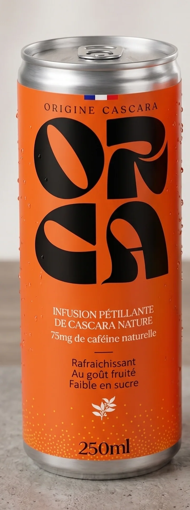 Canette ORCA Nature, infusion pétillante de cascara nature, photo studio avec condensation
